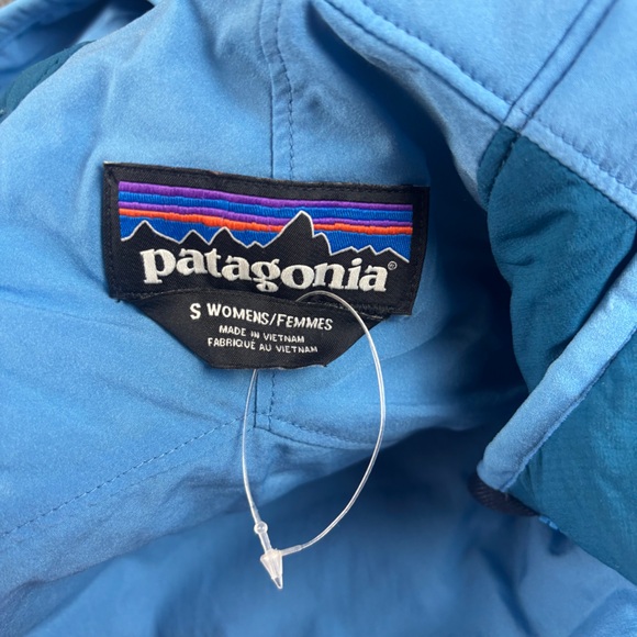 PATAGONIA Women’s Blue Nano-Air Hooded Jacket size: Small - Picture 6 of 8